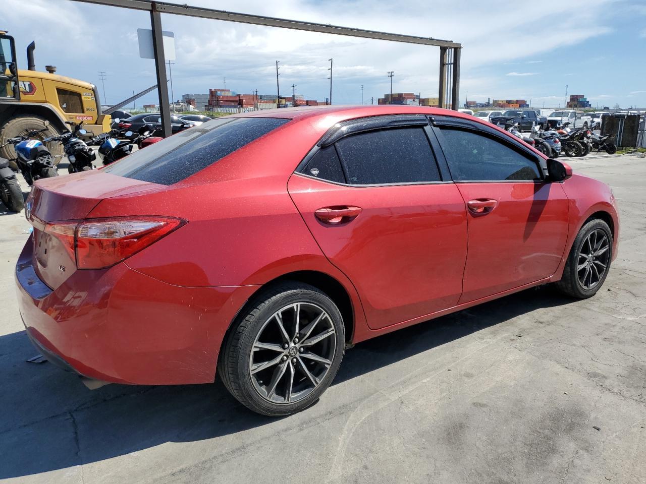 2018 TOYOTA COROLLA L - Фото 3
