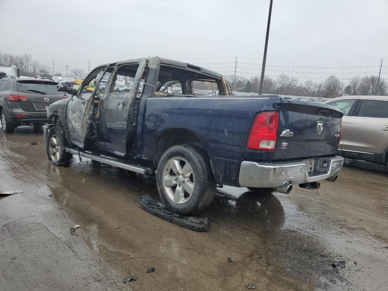 2014 RAM 1500 SLT - Фото 2