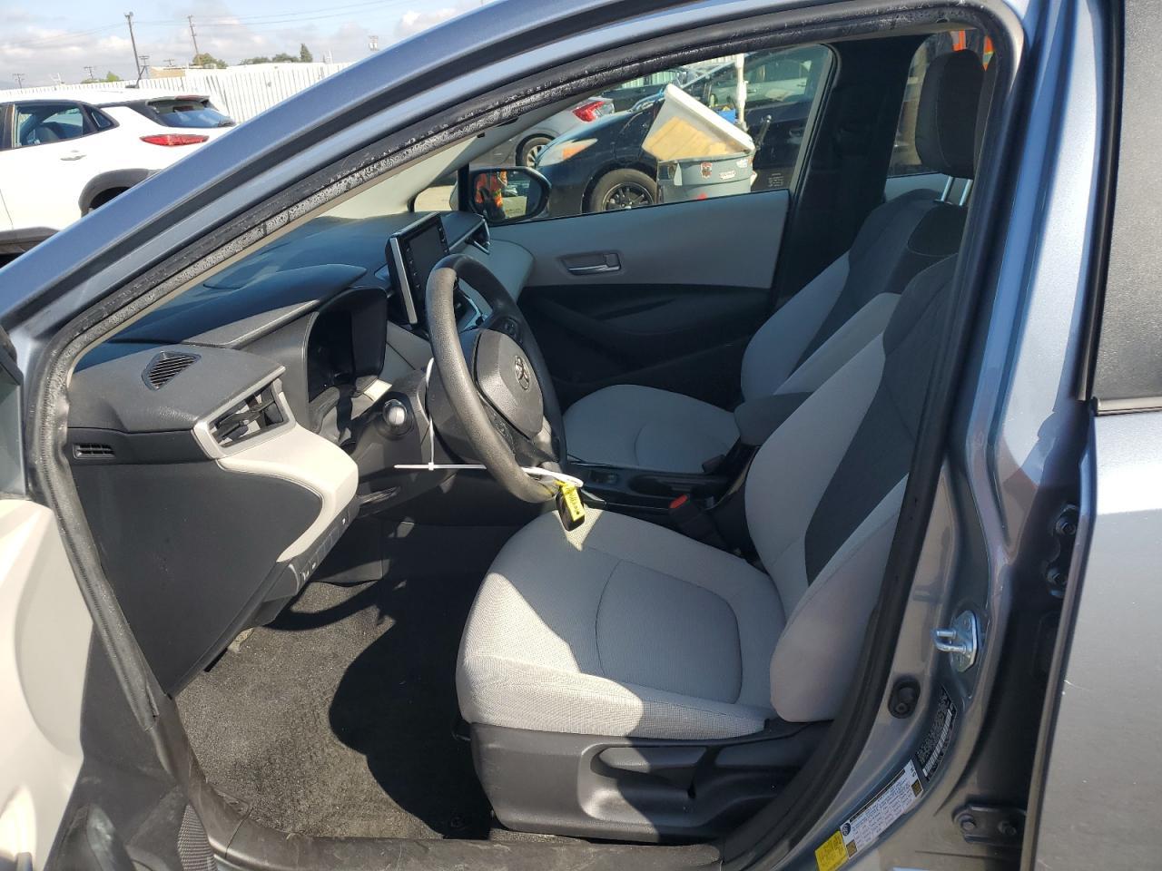 2021 TOYOTA COROLLA LE - Фото 7
