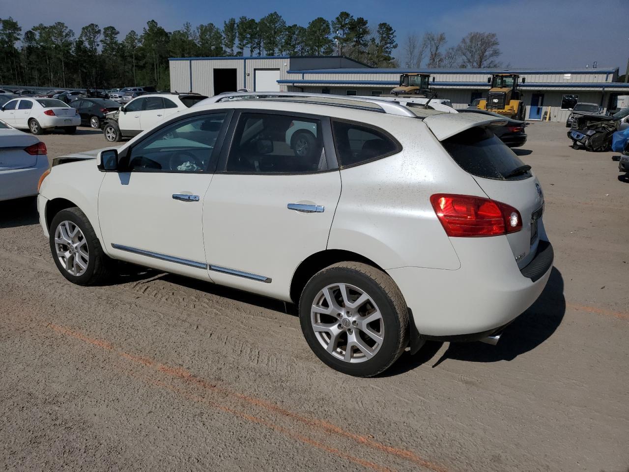 2013 NISSAN ROGUE S - Фото 2