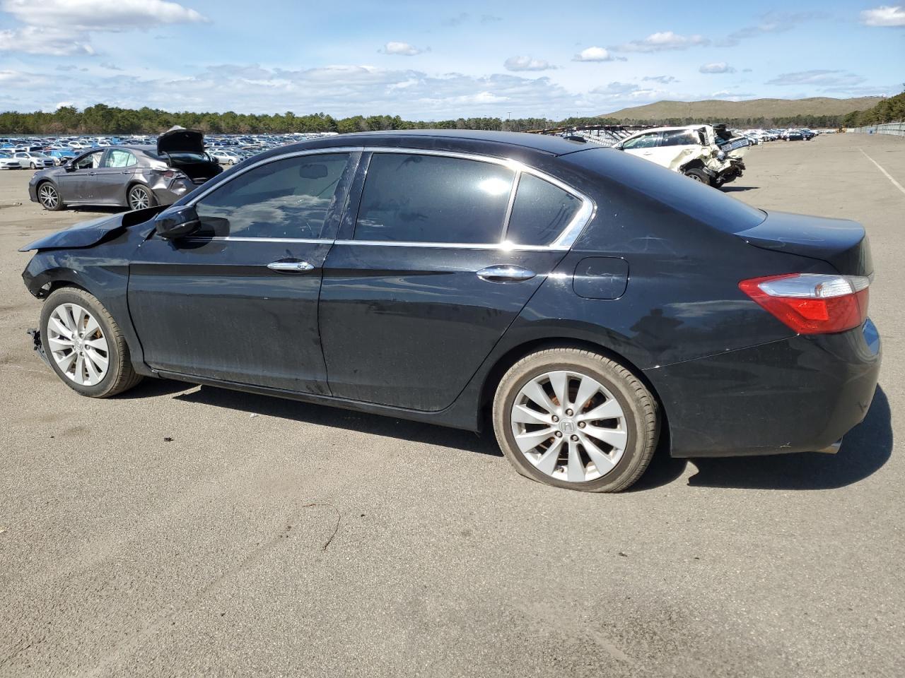 2015 HONDA ACCORD EXL - Image 2