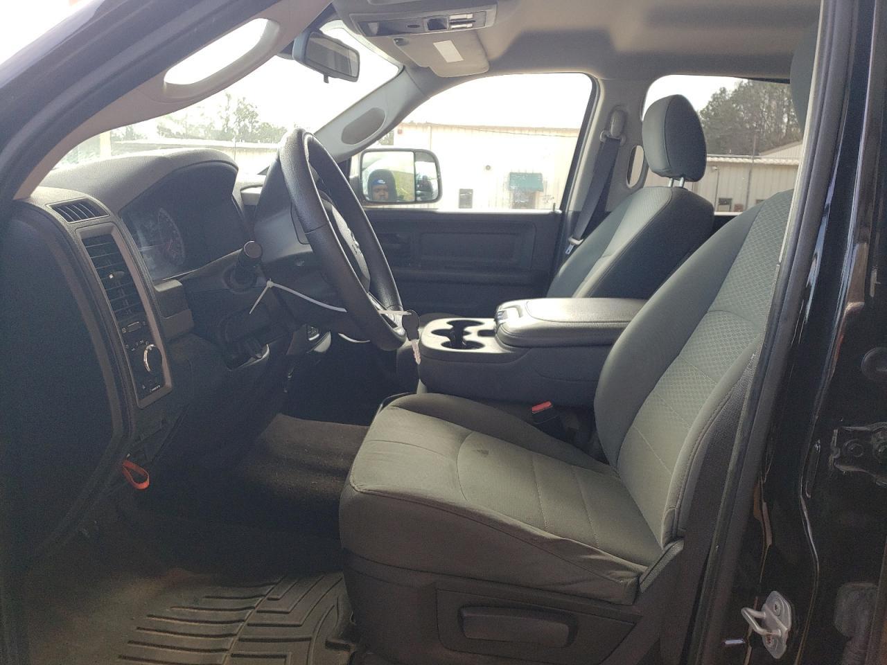 2014 RAM 1500 ST - Фото 7