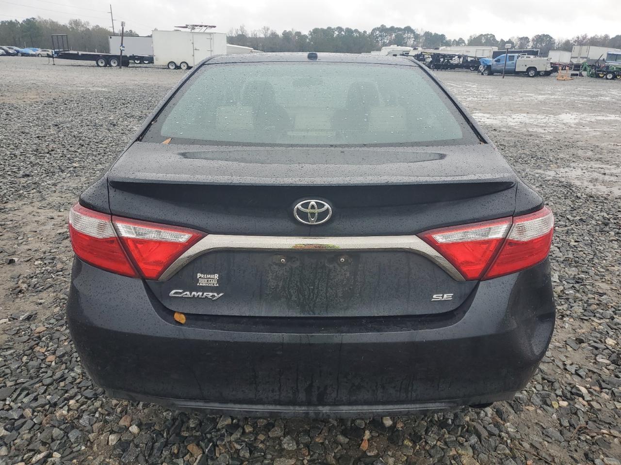 2017 TOYOTA CAMRY LE - Фото 6