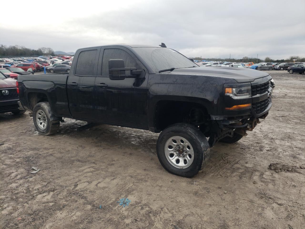 2017 CHEVROLET SILVERADO - Image 4
