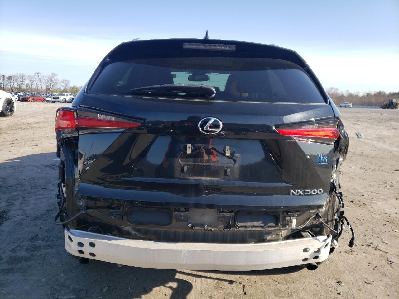 2020 LEXUS NX 300 - Фото 6