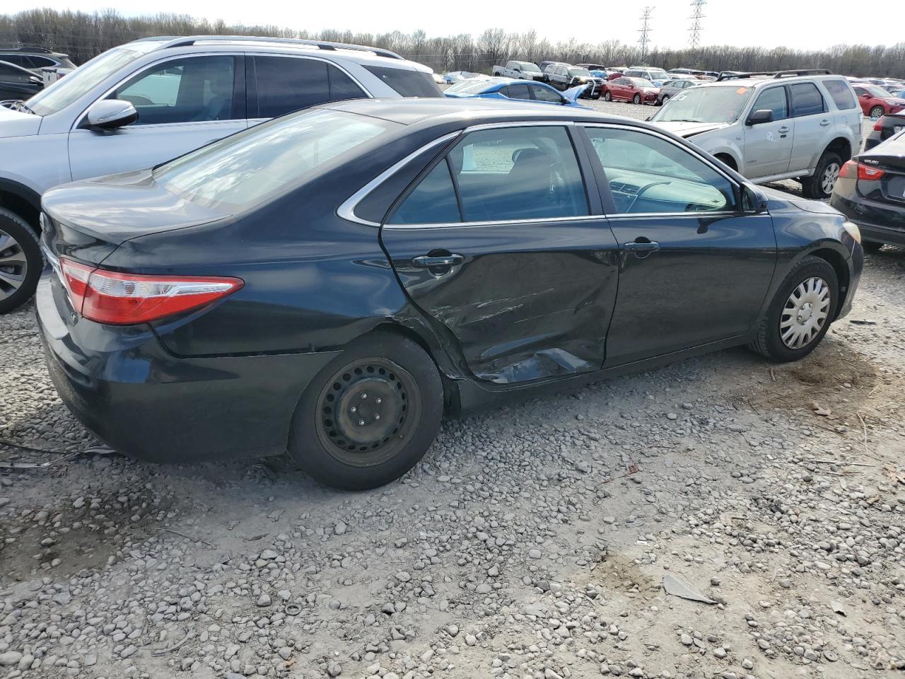 2016 TOYOTA CAMRY LE - Image 3