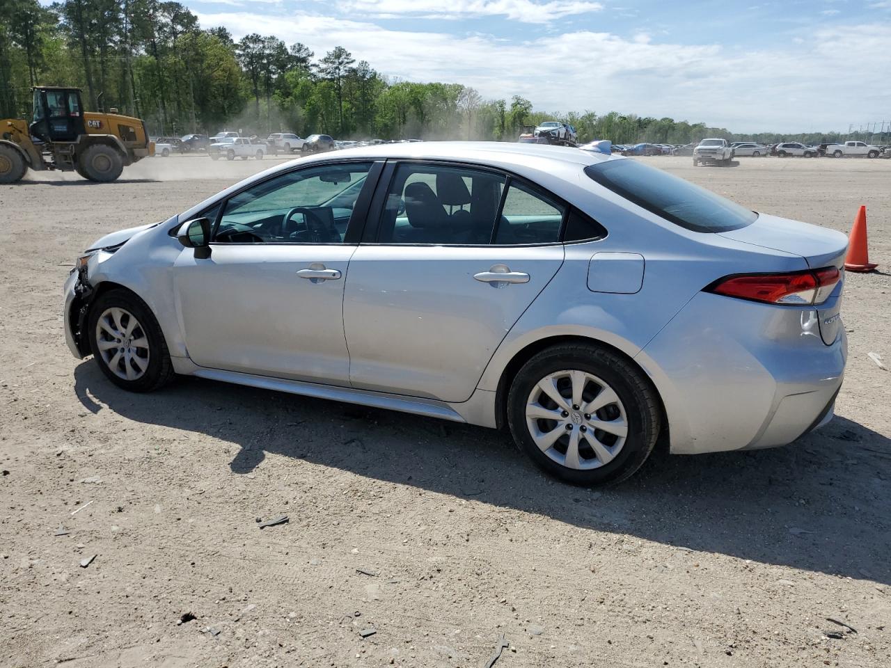 2020 TOYOTA COROLLA LE - Image 2
