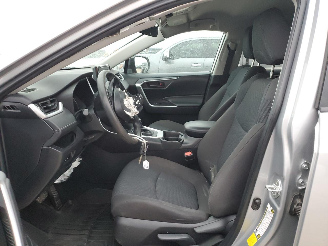 2021 TOYOTA RAV4 LE - Image 7