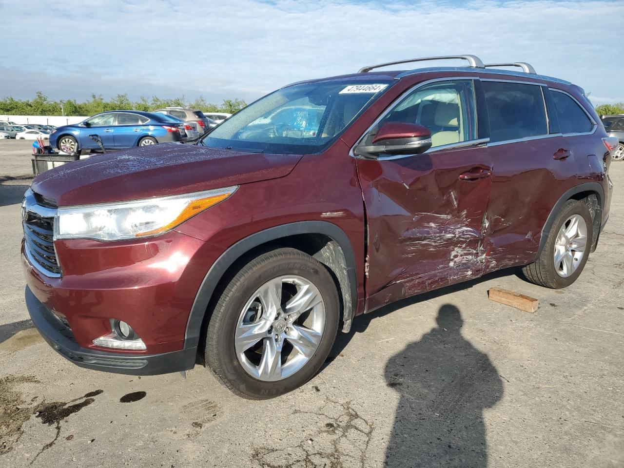 2014 TOYOTA HIGHLANDER
