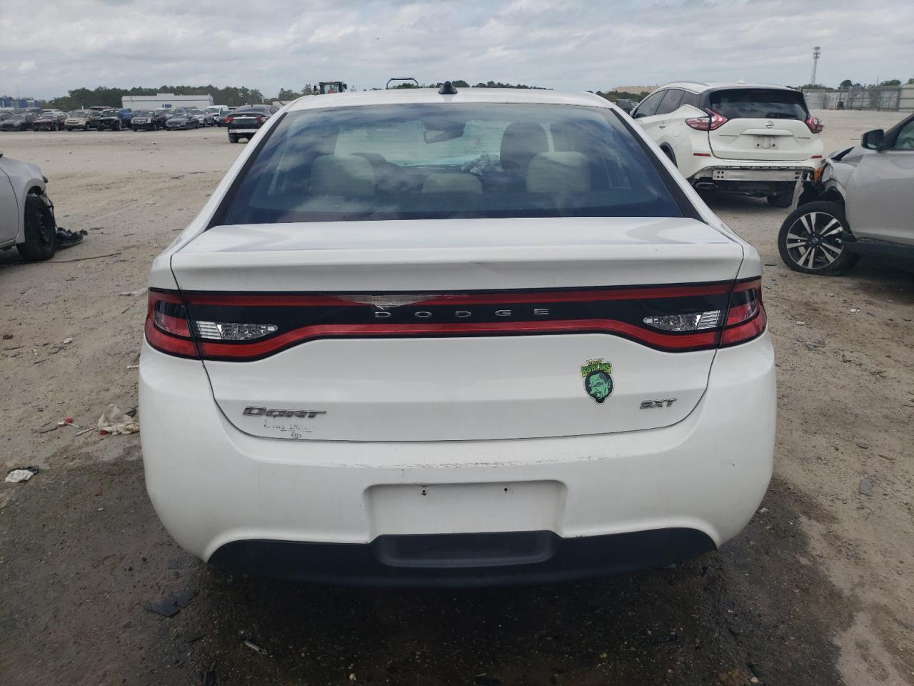 2015 DODGE DART SXT - Фото 6