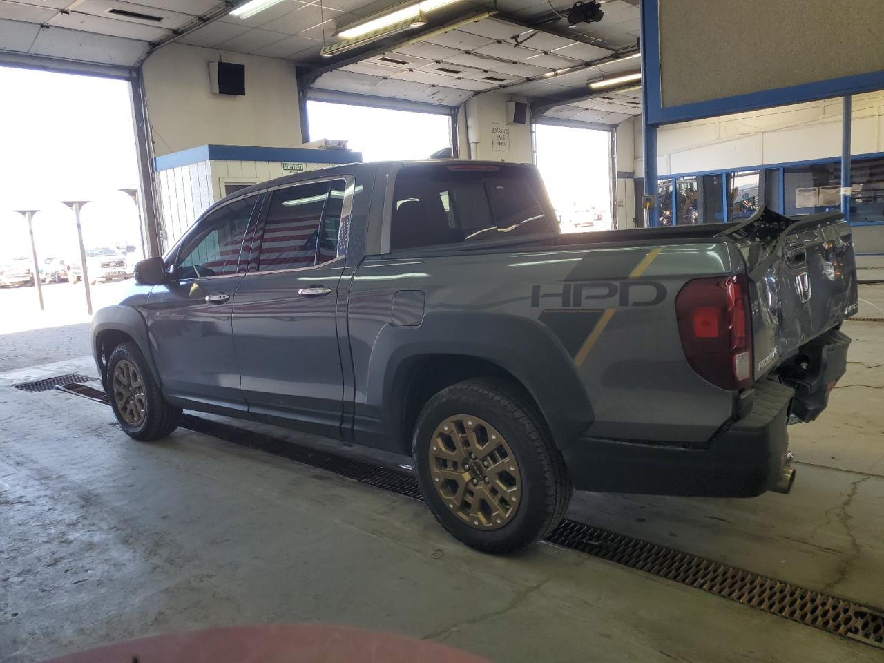 2023 HONDA RIDGELINE - Image 2