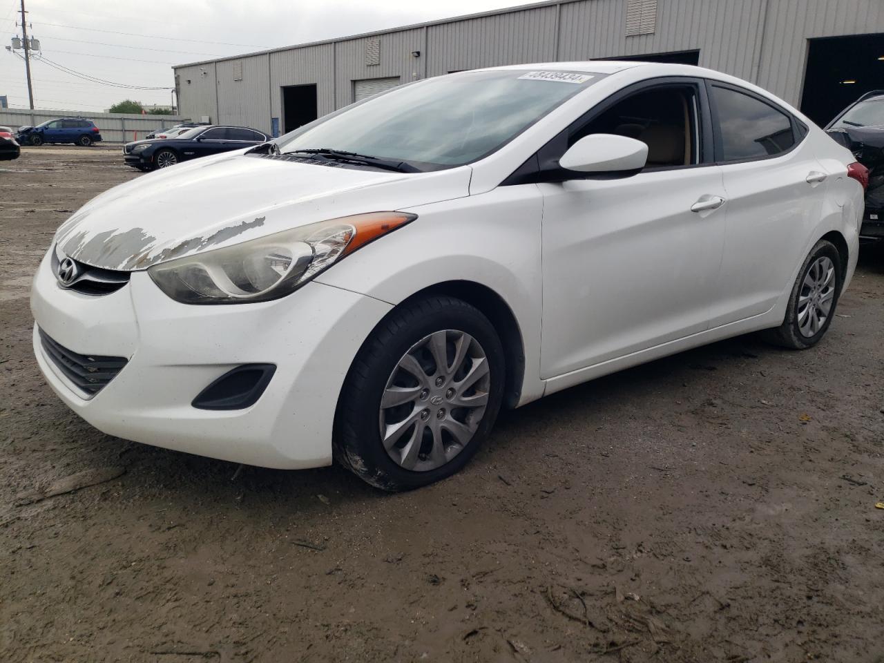 2013 HYUNDAI ELANTRA GL
