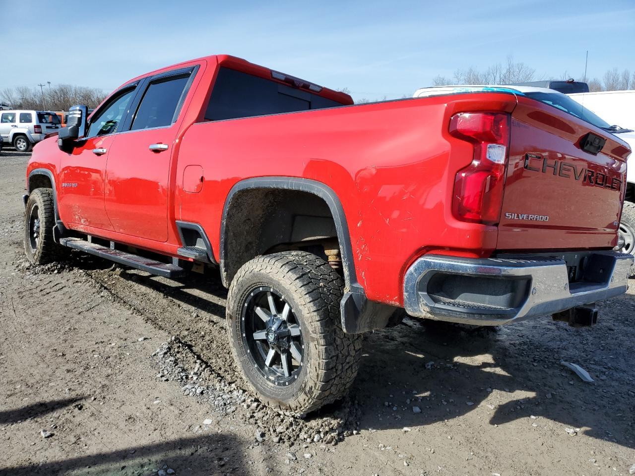 2021 CHEVROLET SILVERADO - Image 2