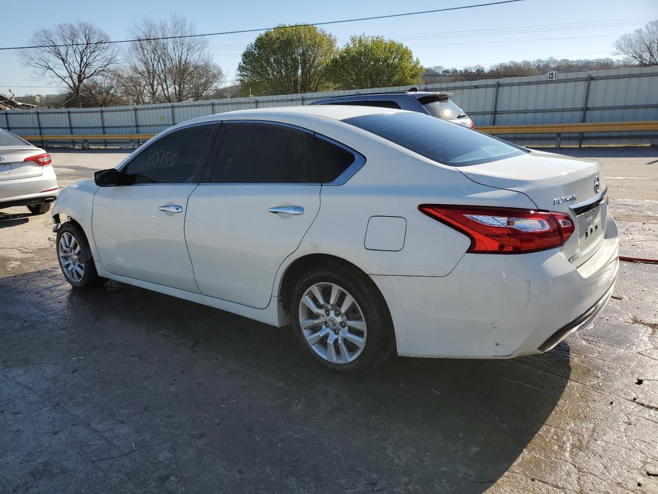 2016 NISSAN ALTIMA 2.5 - Фото 2