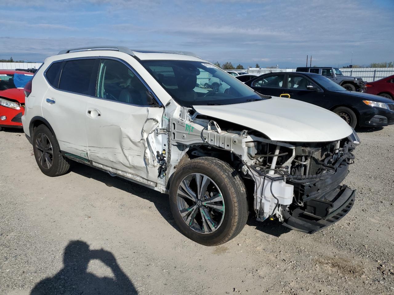2017 NISSAN ROGUE S - Фото 4