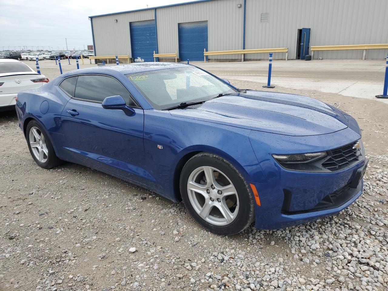 2019 CHEVROLET CAMARO LS - Image 4