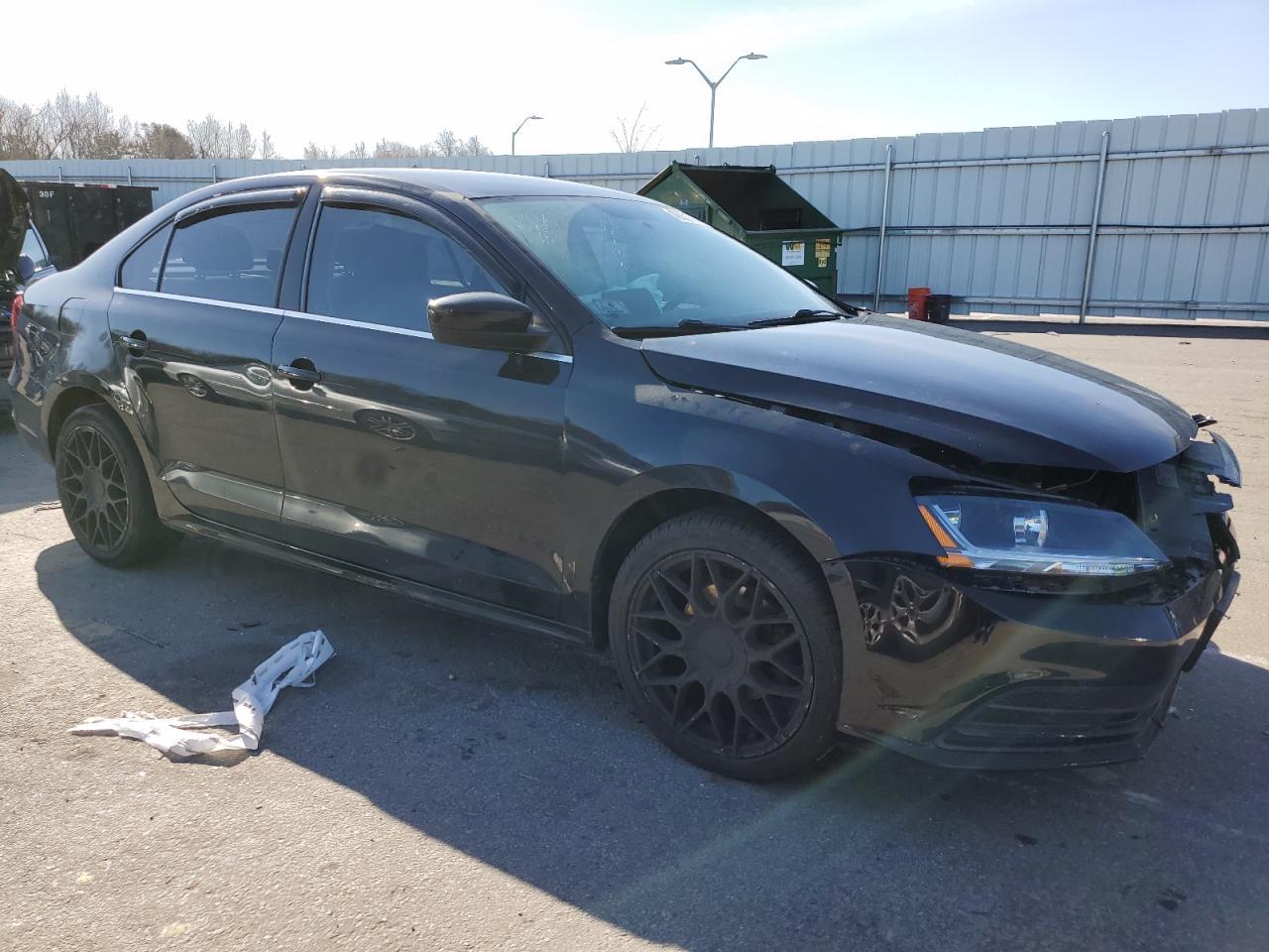2017 VOLKSWAGEN JETTA S - Image 4