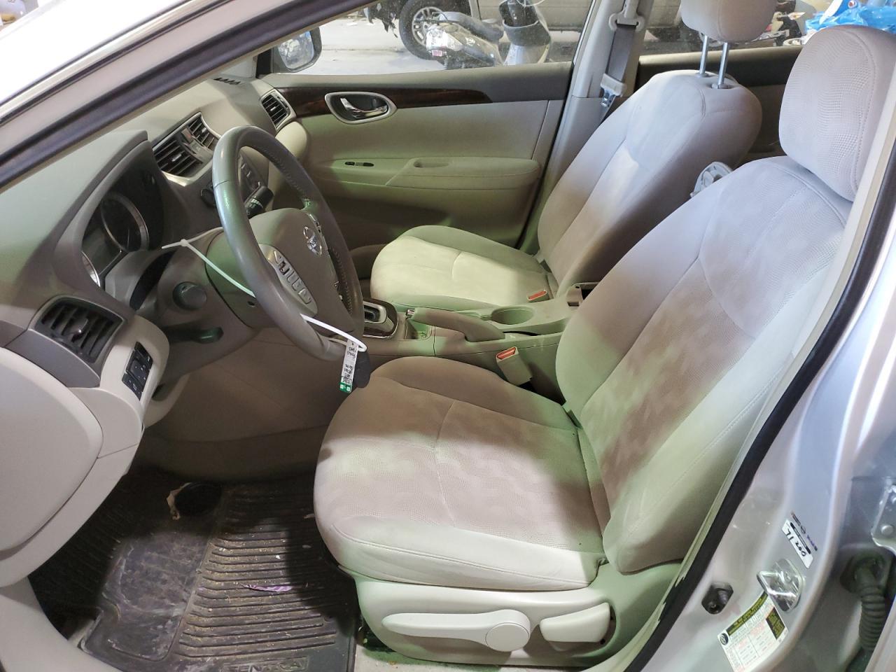 2013 NISSAN SENTRA S - Фото 7