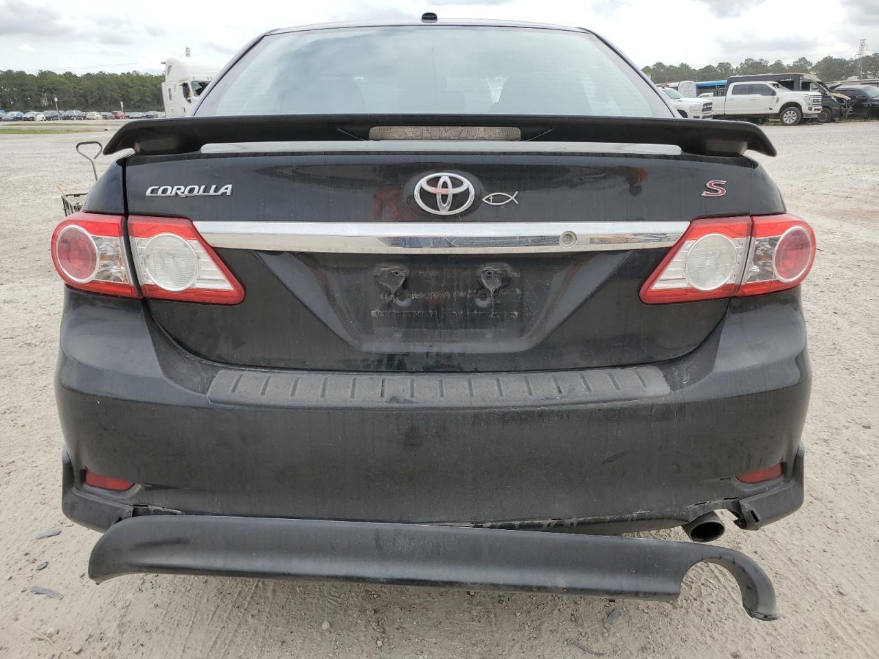 2013 TOYOTA COROLLA BA - Фото 6