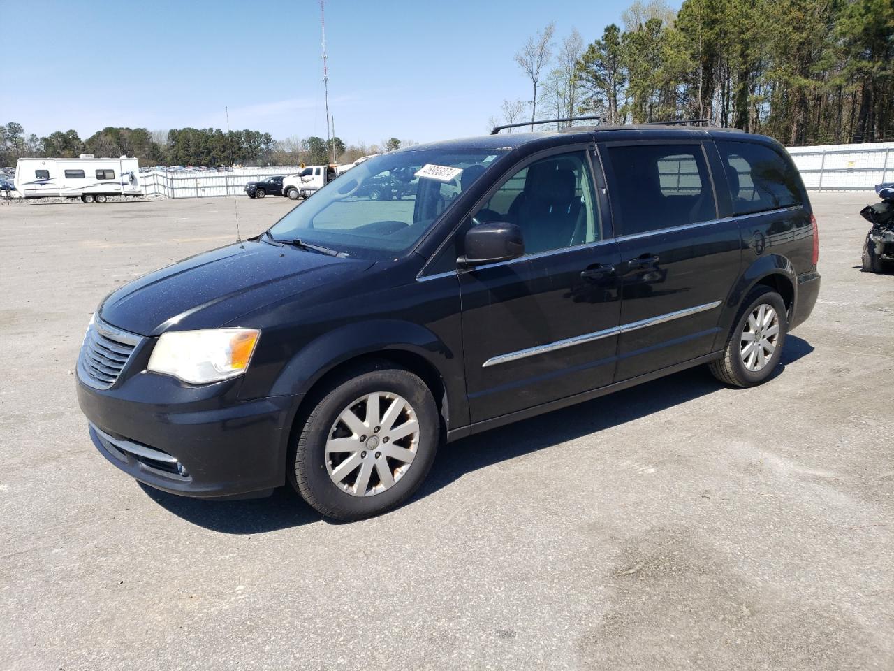 2014 CHRYSLER TOWN & COU