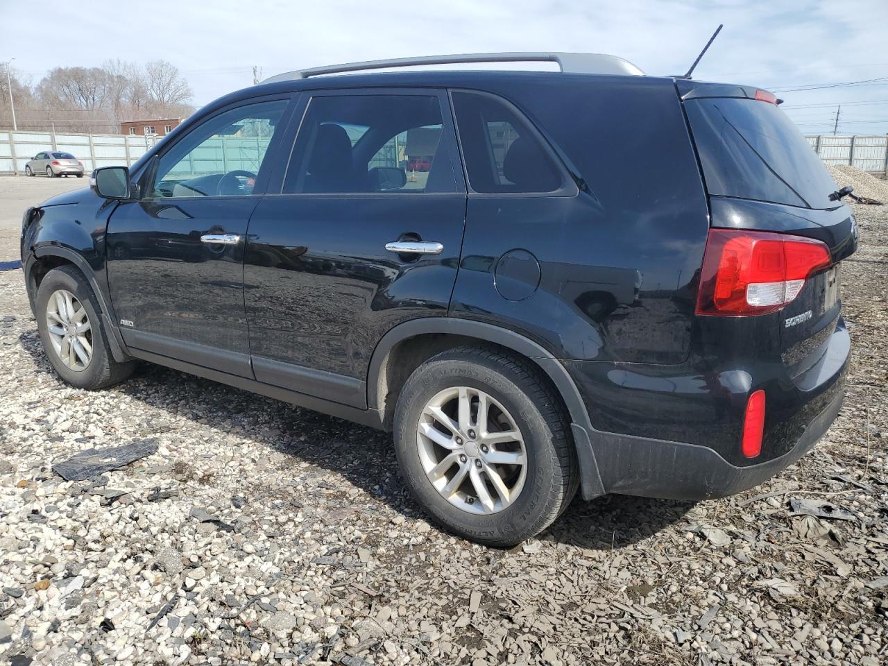 2014 KIA SORENTO LX - Image 2
