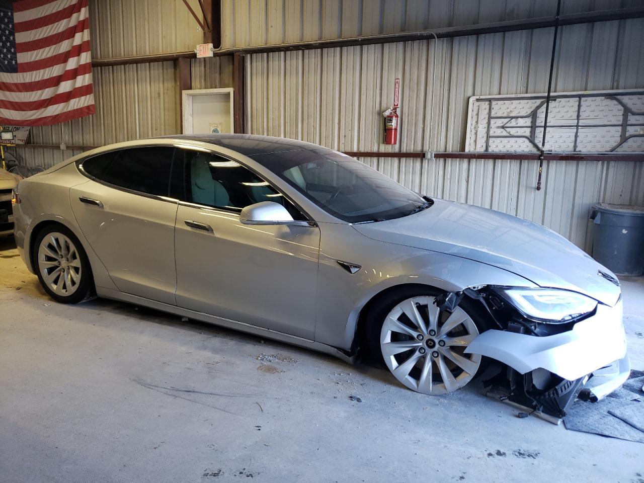 2017 TESLA MODEL S - Фото 4