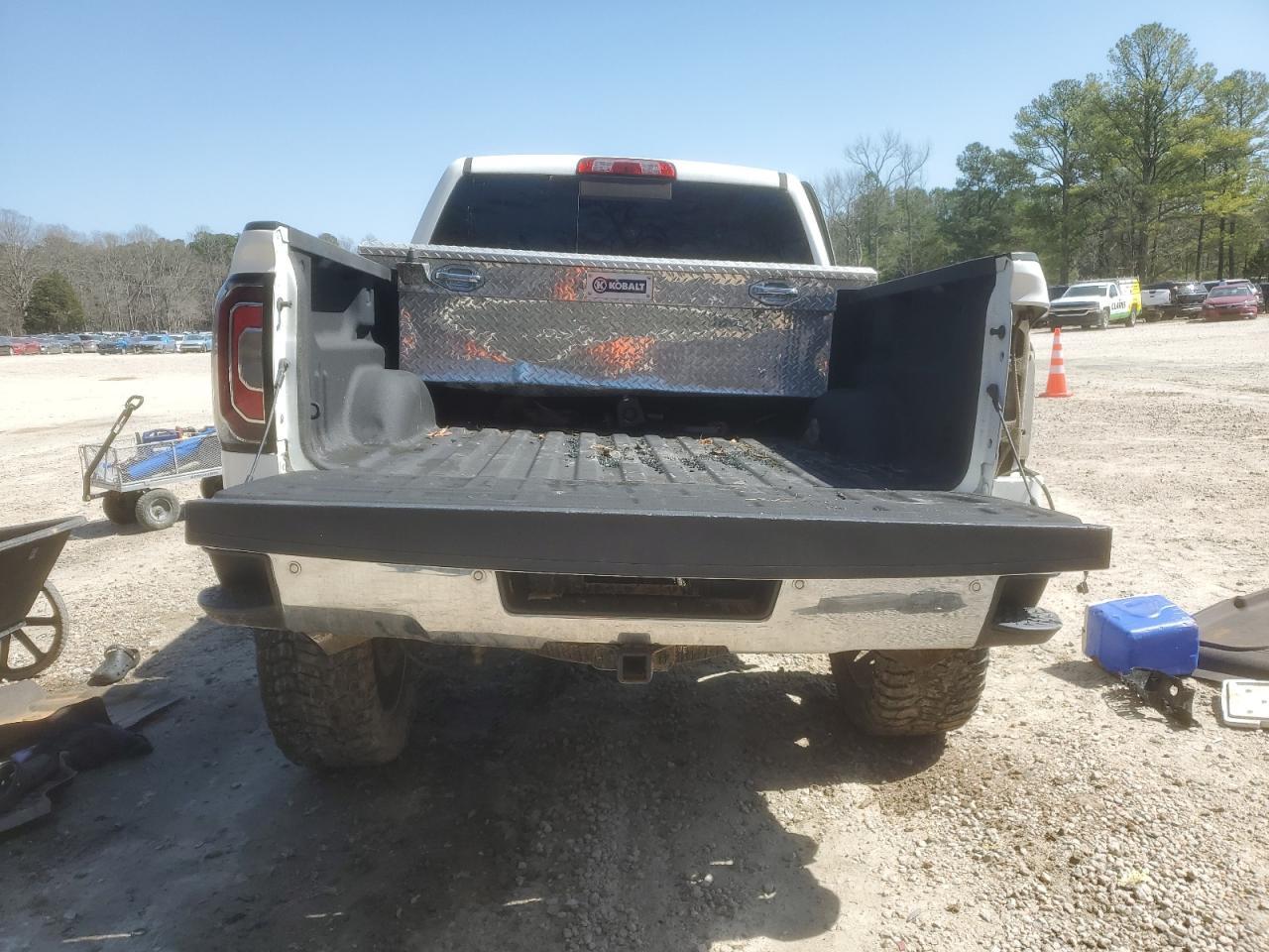 2018 GMC SIERRA K15 - Image 6