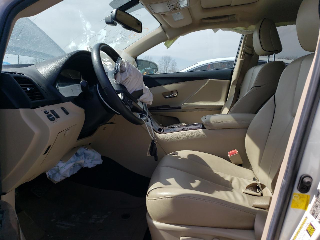 2013 TOYOTA VENZA LE - Фото 7