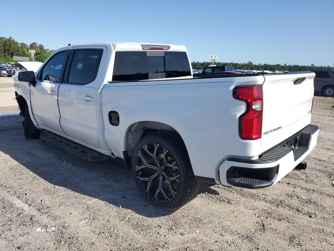 2019 CHEVROLET SILVERADO - Фото 2