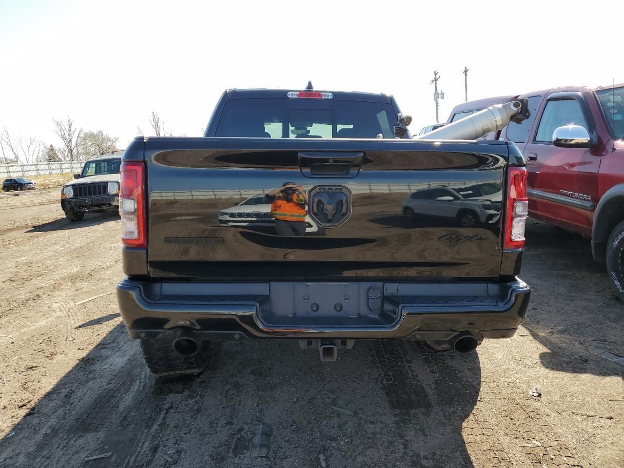 2019 RAM 1500 BIG H - Фото 6