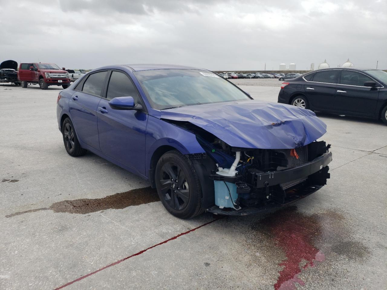2023 HYUNDAI ELANTRA SE - Image 4
