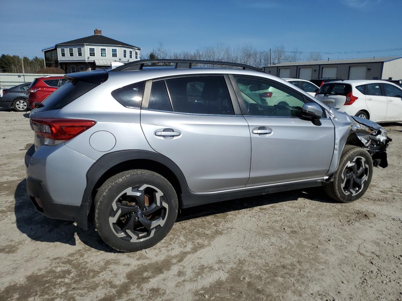 2021 SUBARU CROSSTREK - Фото 3
