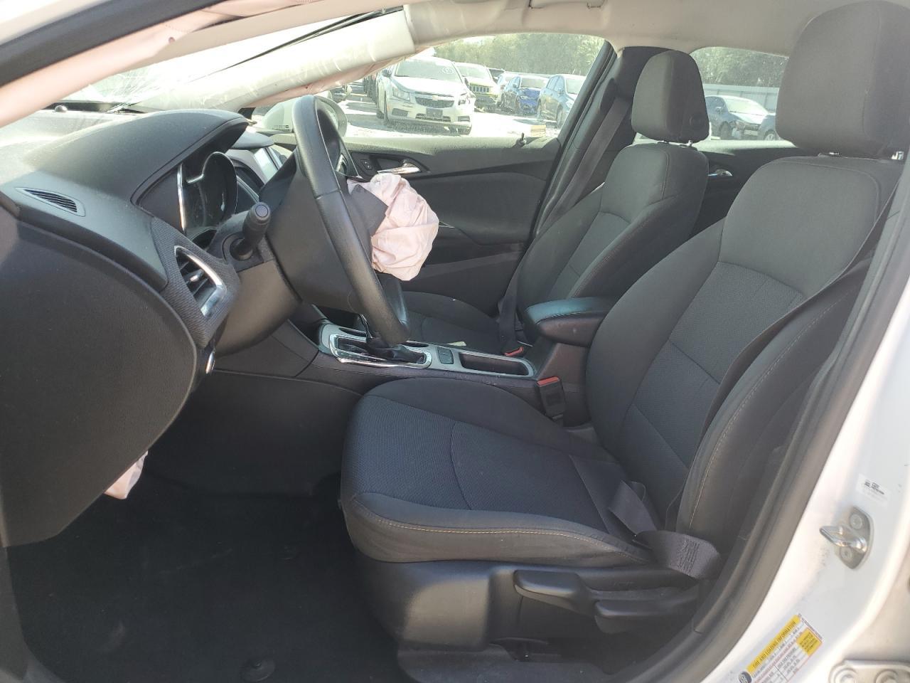 2017 CHEVROLET CRUZE LS - Image 7