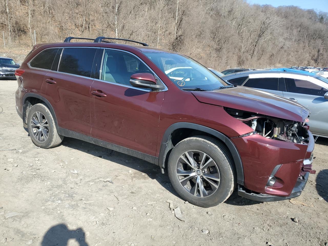 2019 TOYOTA HIGHLANDER - Image 4