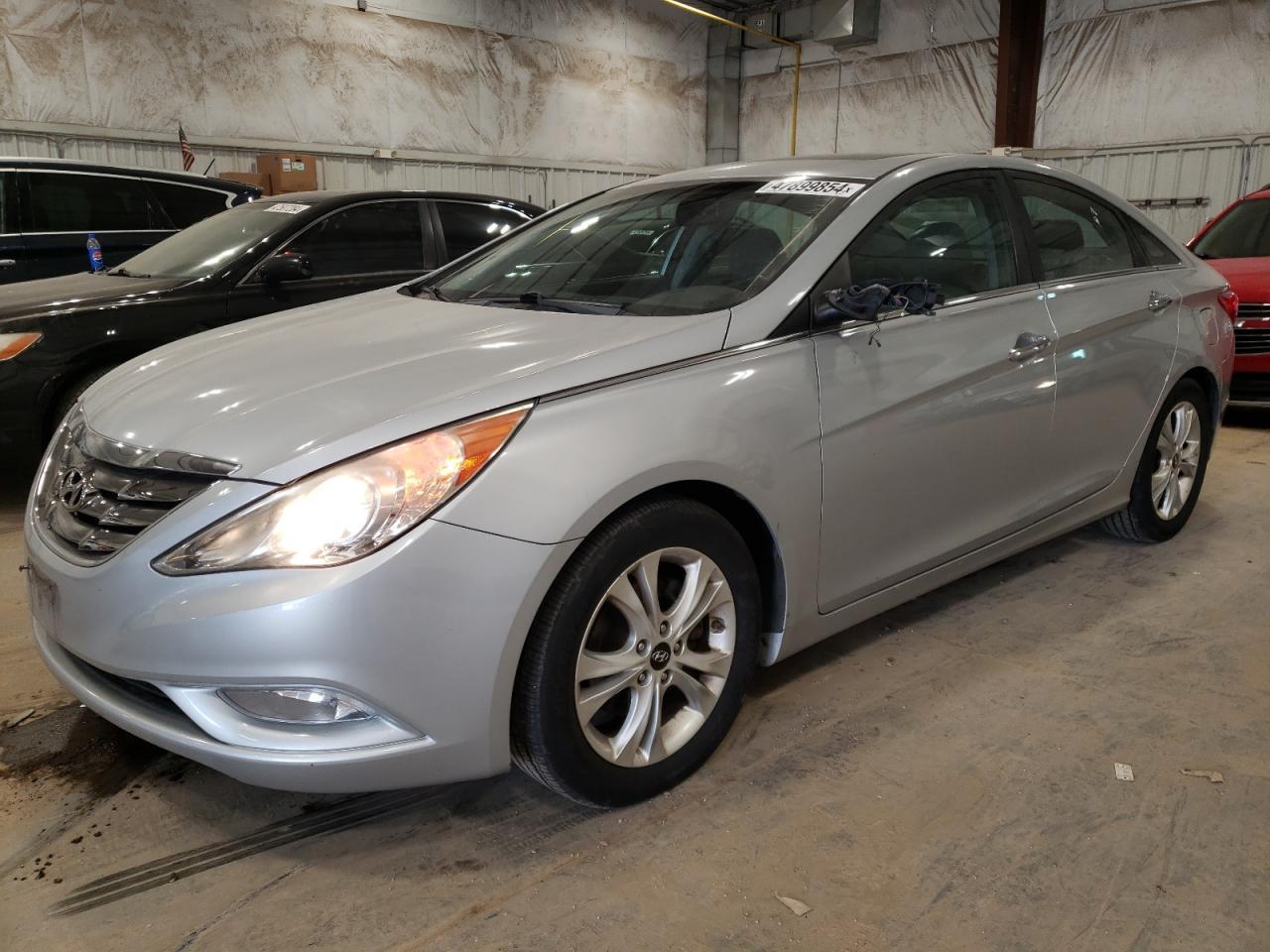 2011 HYUNDAI SONATA SE