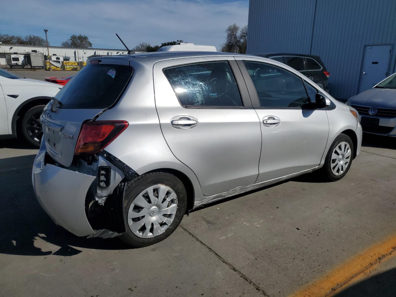 2016 TOYOTA YARIS L - Image 3