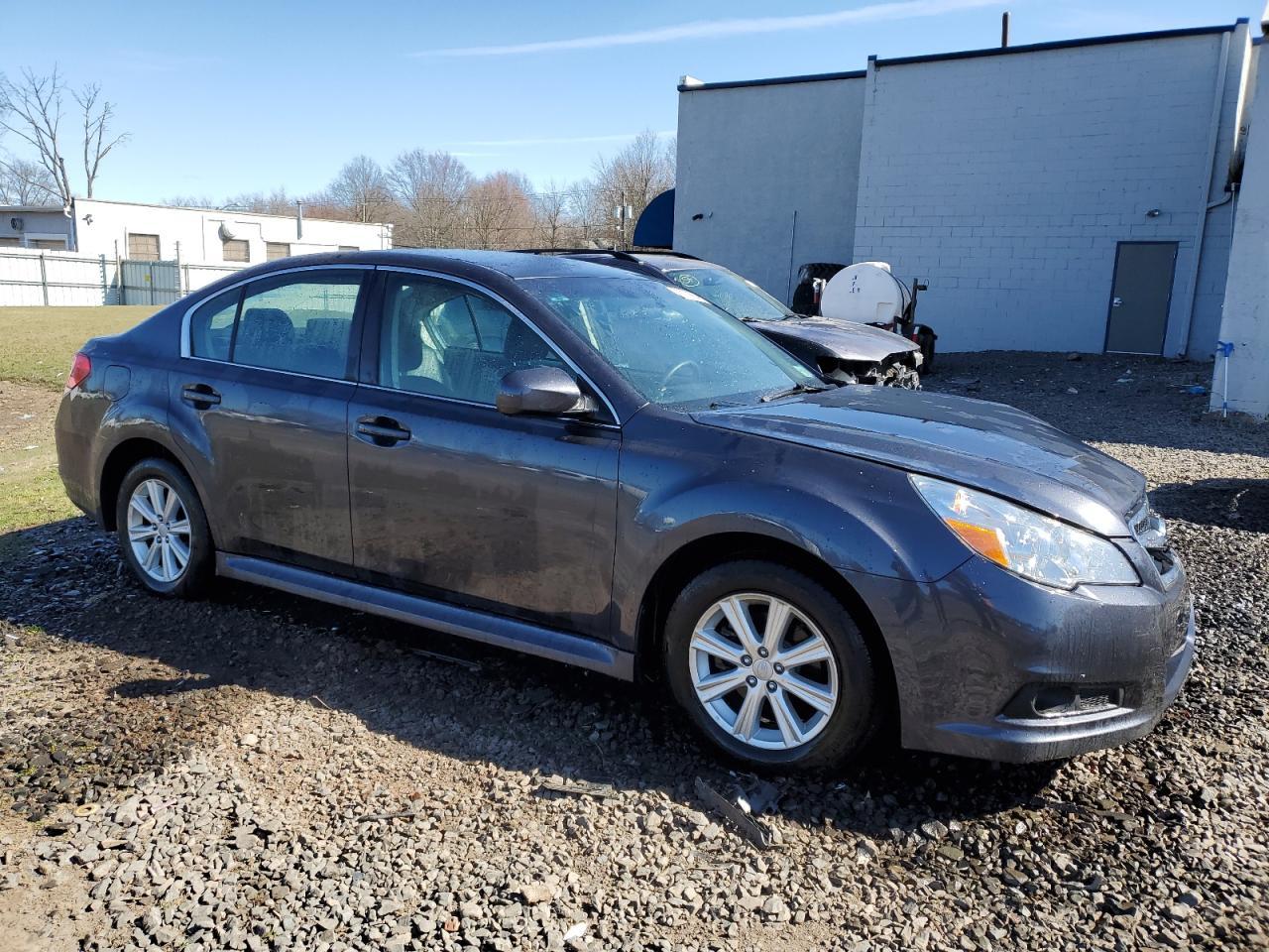 2012 SUBARU LEGACY 2.5 - Image 4