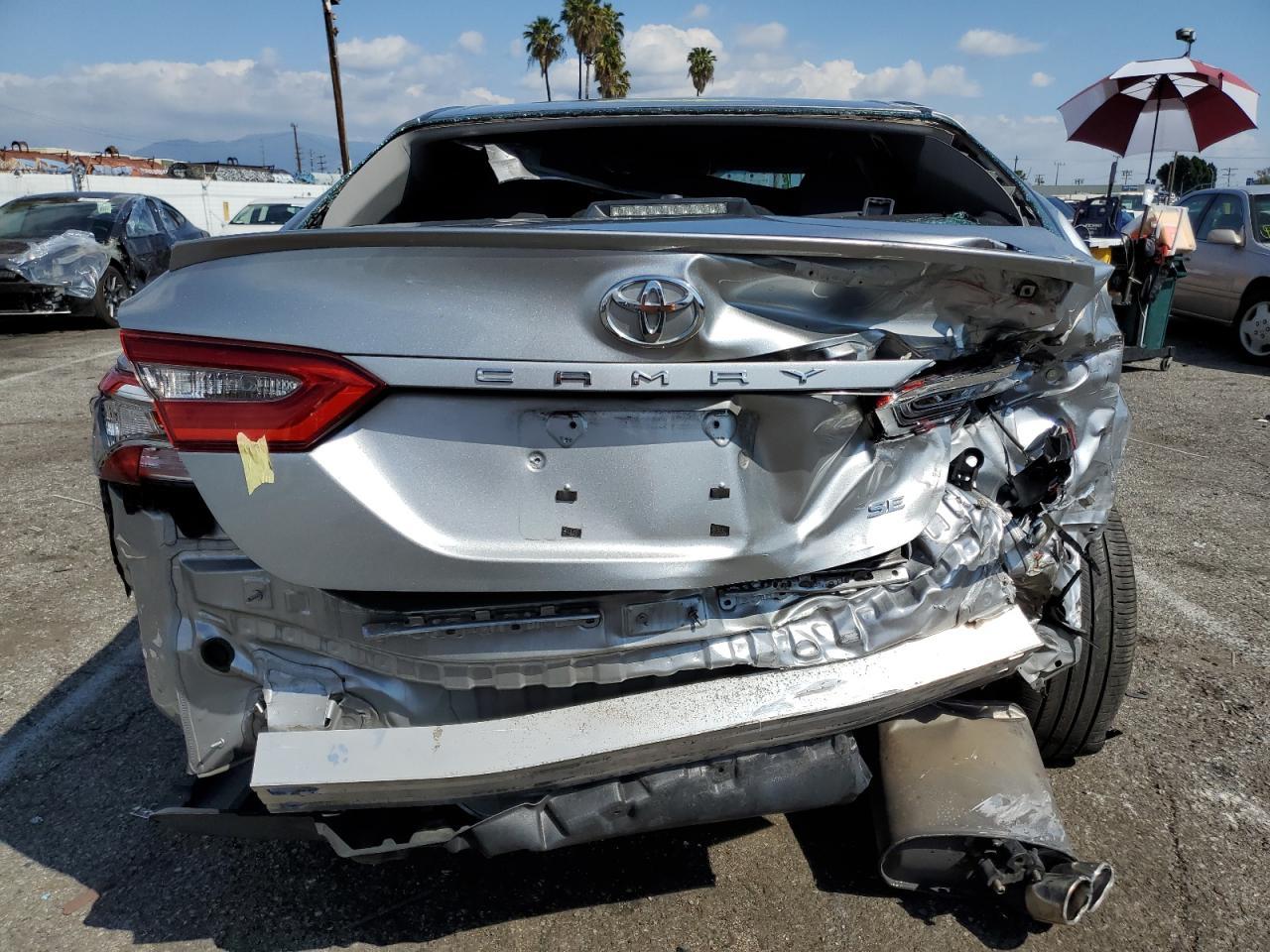 2018 TOYOTA CAMRY L - Фото 6
