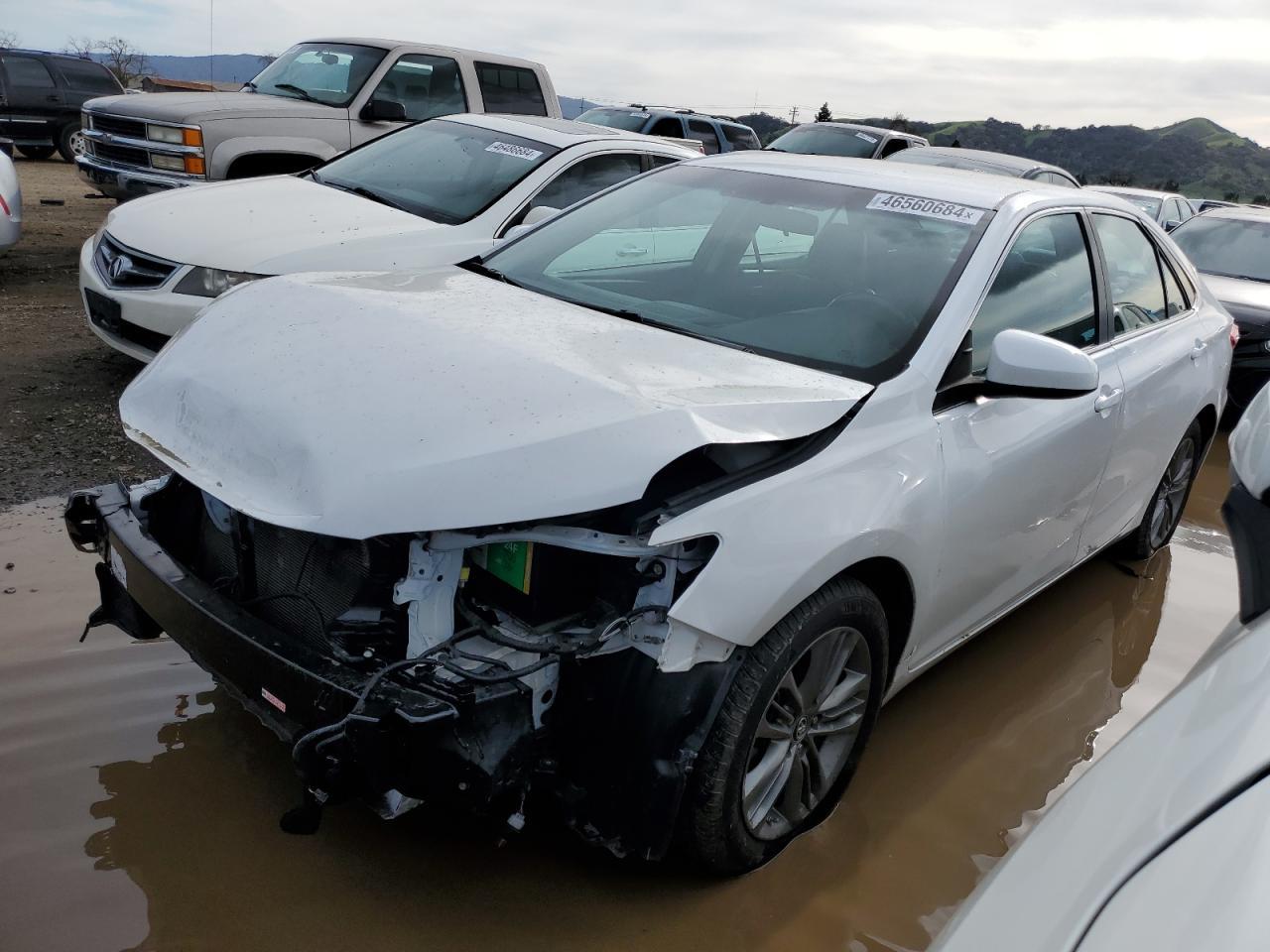 2016 TOYOTA CAMRY LE