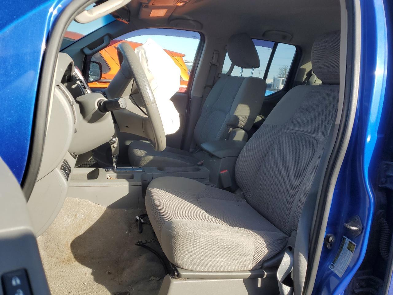 2012 NISSAN FRONTIER S - Фото 7