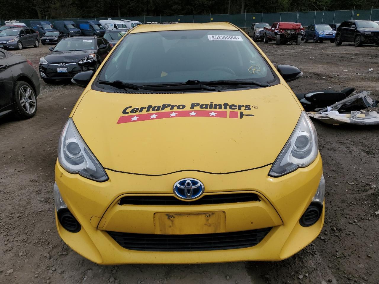 2015 TOYOTA PRIUS C - Image 5