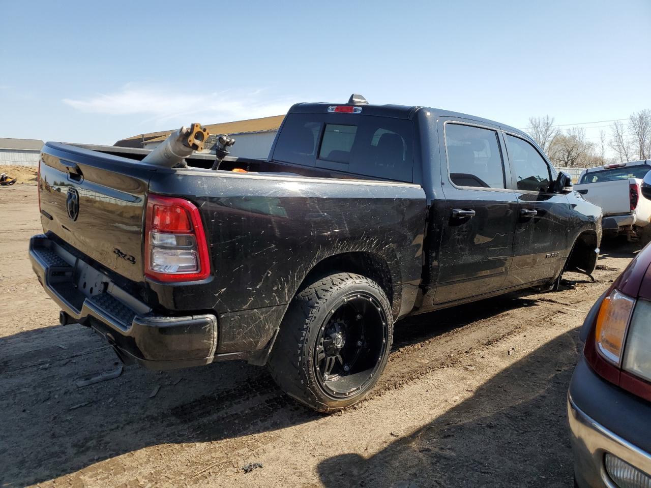 2019 RAM 1500 BIG H - Фото 3