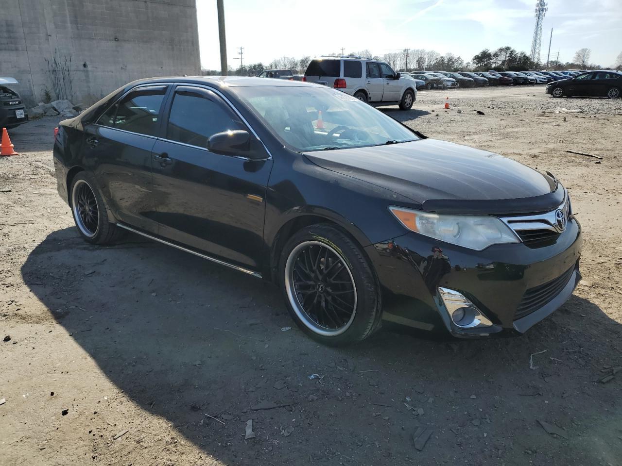 2012 TOYOTA CAMRY SE - Фото 4