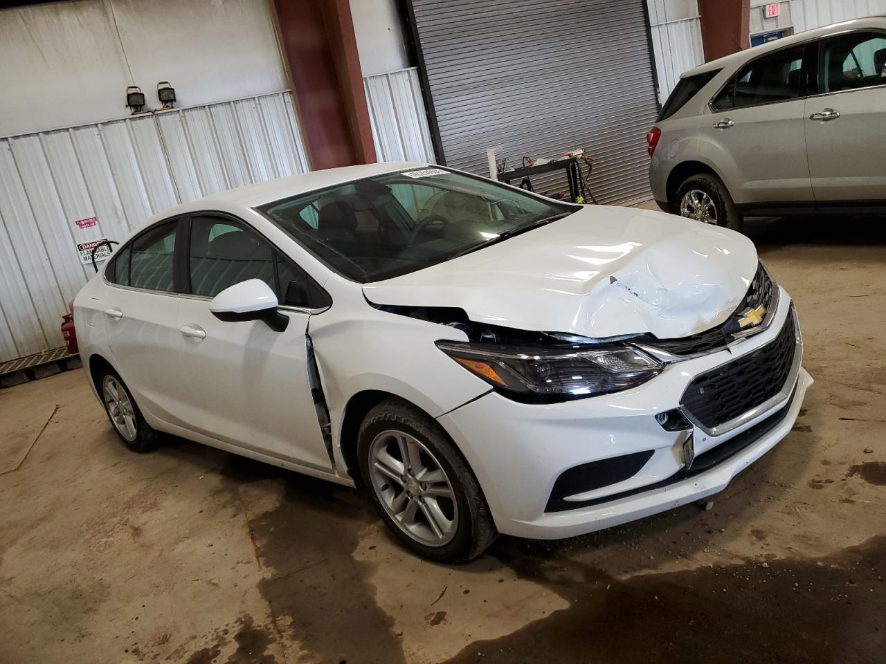 2017 CHEVROLET CRUZE LT - Фото 4