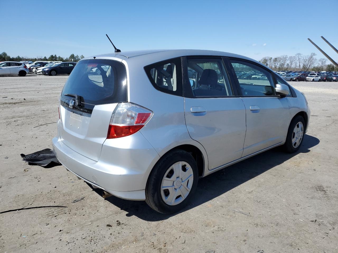 2013 HONDA FIT - Image 3