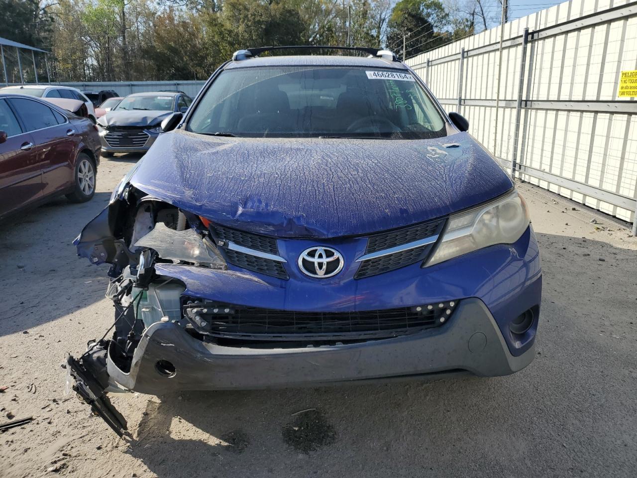 2015 TOYOTA RAV4 LE - Фото 5