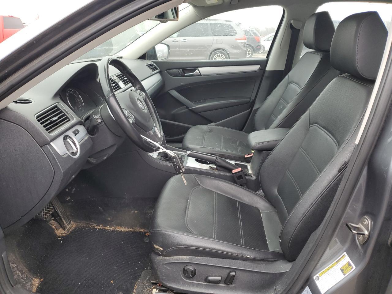 2013 VOLKSWAGEN PASSAT SE - Image 7