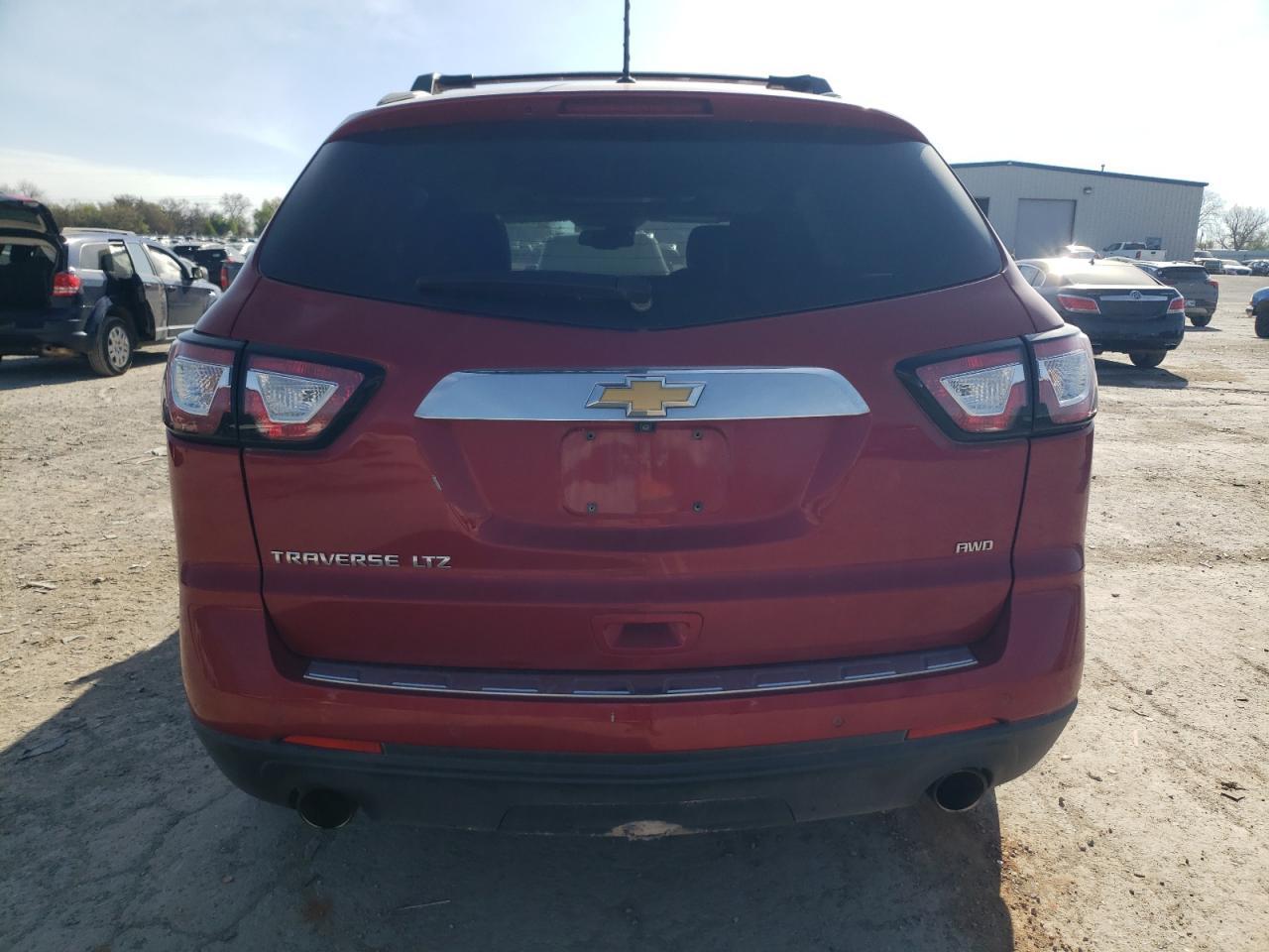 2014 CHEVROLET TRAVERSE L - Image 6