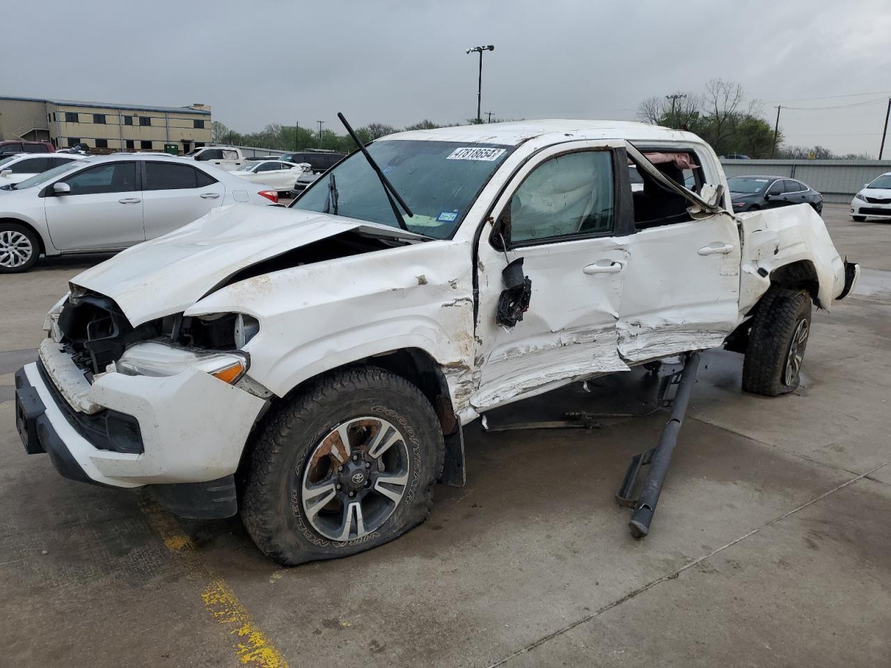 2020 TOYOTA TACOMA DOU