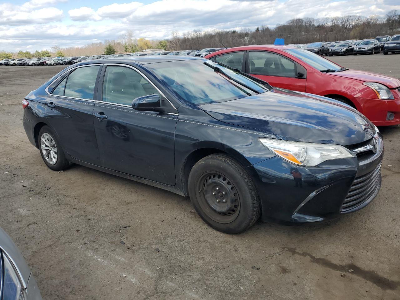 2015 TOYOTA CAMRY LE - Фото 4